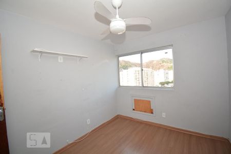 Apartamento à venda com 80m², 2 quartos e 1 vagaQuarto 2