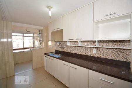 Apartamento à venda com 80m², 2 quartos e 1 vagaCozinha e Área de Serviço