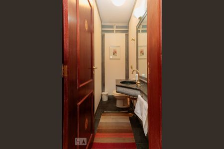 Apartamento à venda com 150m², 3 quartos e 1 vagaLavabo