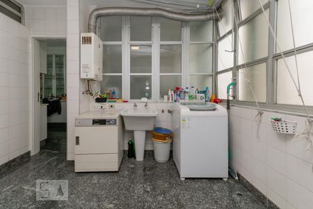 Apartamento à venda com 150m², 3 quartos e 1 vagaÁrea de serviço