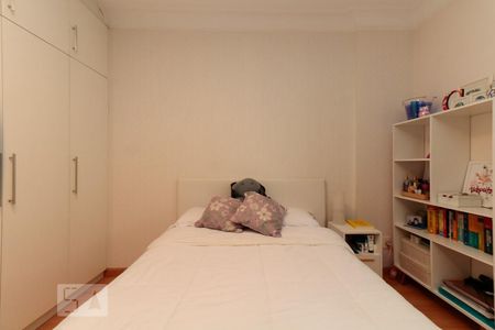 Apartamento à venda com 150m², 3 quartos e 1 vagaQuarto 2