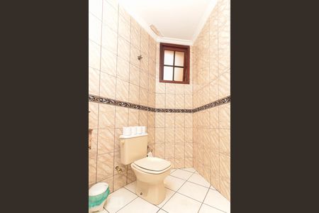 Casa à venda com 560m², 6 quartos e 6 vagas Casa à venda com 560m², 6 quartos e 6 vagasLavabo