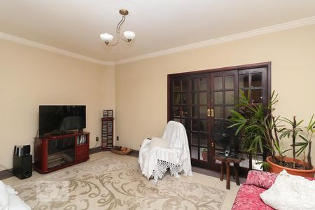 Sala de TV de casa à venda com 6 quartos, 560m² em City Bussocaba, Osasco
