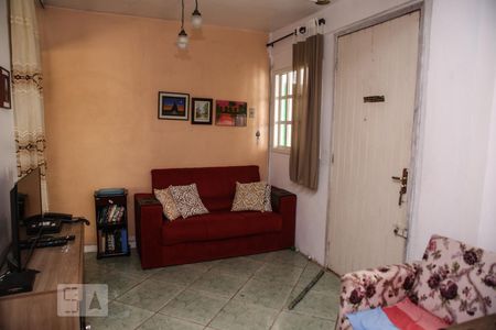 Sala de casa à venda com 3 quartos, 180m² em Cavalhada, Porto Alegre
