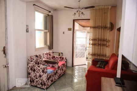 Sala de casa à venda com 3 quartos, 180m² em Cavalhada, Porto Alegre