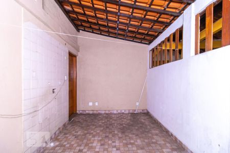 Casa de condomínio à venda com 80m², 2 quartos e 2 vagasÁrea de Serviço