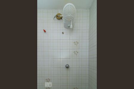 Casa de condomínio à venda com 80m², 2 quartos e 2 vagasDetalhe do Banheiro 1