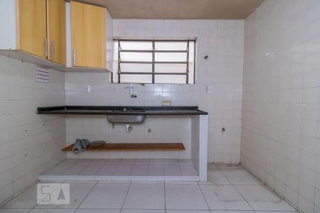 Casa de condomínio à venda com 80m², 2 quartos e 2 vagasCozinha