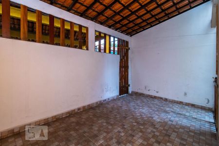 Casa de condomínio à venda com 80m², 2 quartos e 2 vagasÁrea de Serviço