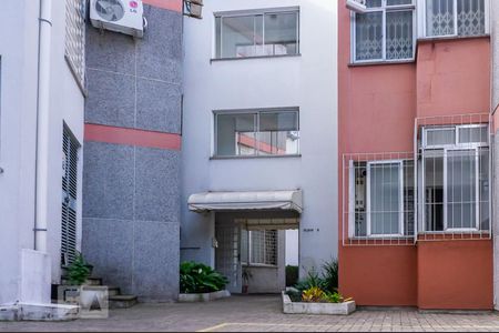 Apartamento à venda com 45m², 1 quarto e 1 vaga Apartamento à venda com 45m², 1 quarto e 1 vagaFachada do Bloco
