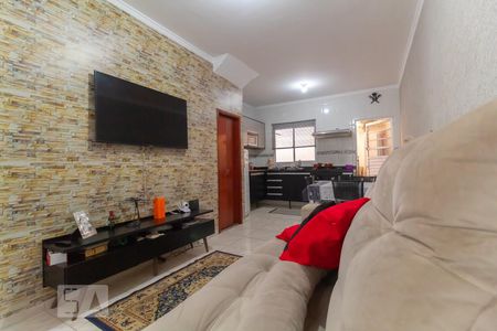 Sala de casa de condomínio para alugar com 2 quartos, 60m² em Vila Rio Branco, São Paulo