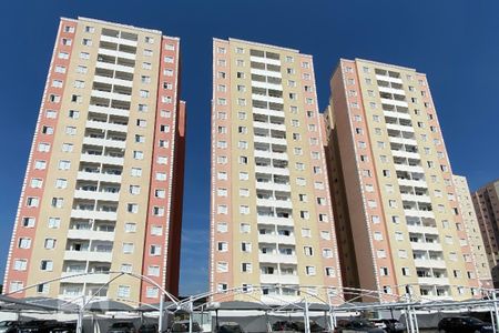 Apartamento para alugar com 55m², 2 quartos e 1 vagaFachada