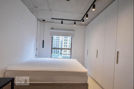 Apartamento para alugar com 70m², 1 quarto e 1 vagaSuíte 