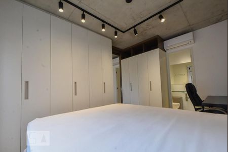 Apartamento para alugar com 70m², 1 quarto e 1 vagaSuíte 