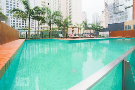 Apartamento para alugar com 70m², 1 quarto e 1 vagaPiscina