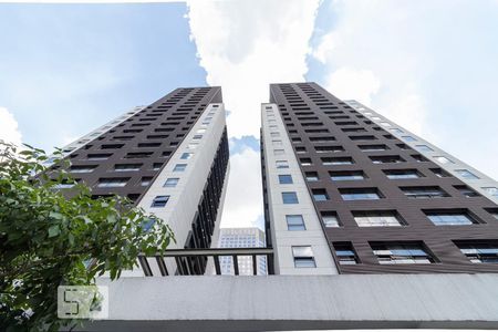 Apartamento para alugar com 70m², 1 quarto e 1 vagaPrédio 