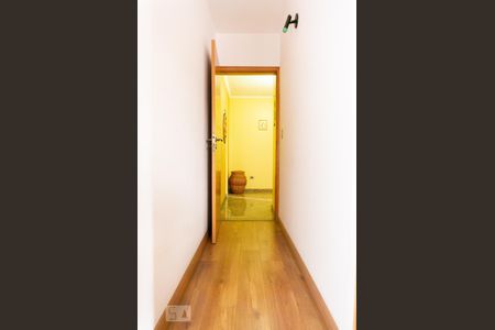 Casa à venda com 210m², 3 quartos e 2 vagasSuíte 1 - Corredor