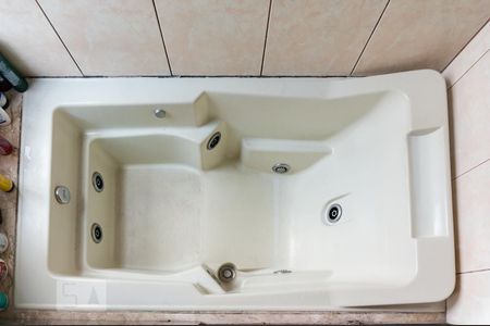 Casa à venda com 210m², 3 quartos e 2 vagasBanheiro da Suíte 1