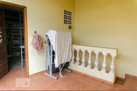 Casa à venda com 210m², 3 quartos e 2 vagasEdícula - Varanda