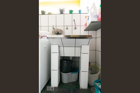 Casa à venda com 210m², 3 quartos e 2 vagasÁrea de Serviço