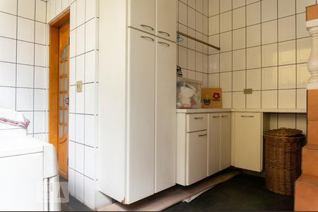 Casa à venda com 210m², 3 quartos e 2 vagasÁrea de Serviço