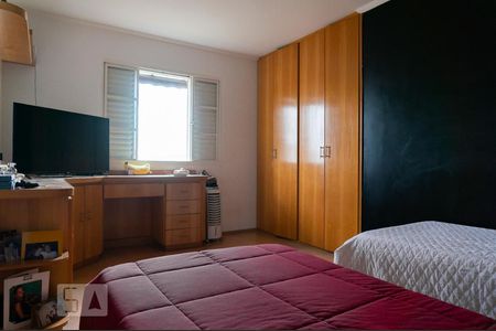 Casa à venda com 210m², 3 quartos e 2 vagasSuíte 2