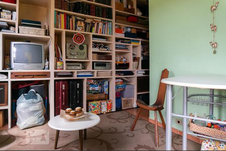 Casa à venda com 210m², 3 quartos e 2 vagasEdícula 