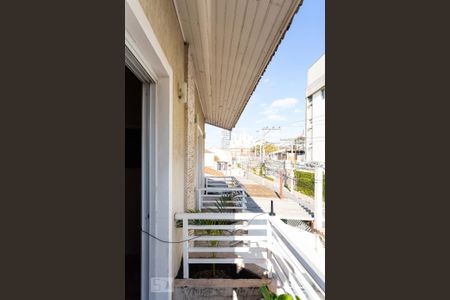 Casa para alugar com 242m², 3 quartos e 8 vagas Casa para alugar com 242m², 3 quartos e 8 vagasVaranda