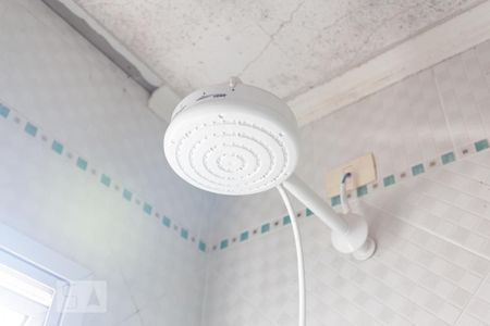 Casa para alugar com 242m², 3 quartos e 8 vagas Casa para alugar com 242m², 3 quartos e 8 vagasChuveiro