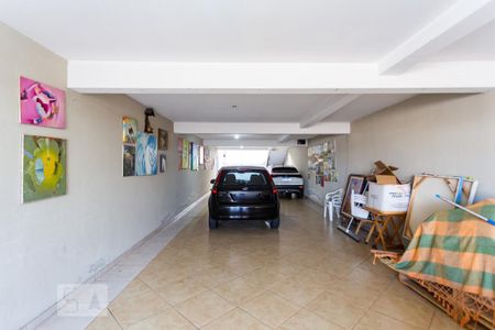 Casa para alugar com 242m², 3 quartos e 8 vagas Casa para alugar com 242m², 3 quartos e 8 vagasGaragem