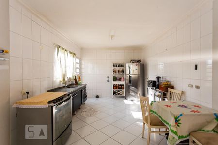 Casa para alugar com 242m², 3 quartos e 8 vagas Casa para alugar com 242m², 3 quartos e 8 vagasCozinha