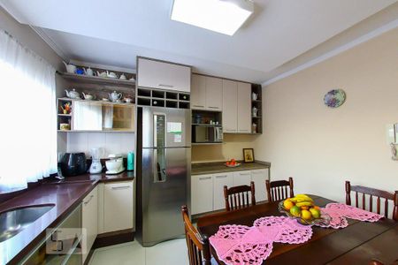 Casa à venda com 189m², 4 quartos e 2 vagasCozinha