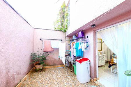 Casa à venda com 189m², 4 quartos e 2 vagasQuintal