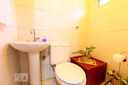 Casa à venda com 189m², 4 quartos e 2 vagasBanheiro de Serviço