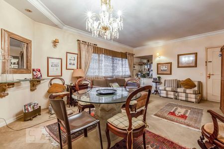 Apartamento à venda com 140m², 3 quartos e 1 vaga Apartamento à venda com 140m², 3 quartos e 1 vagaSala