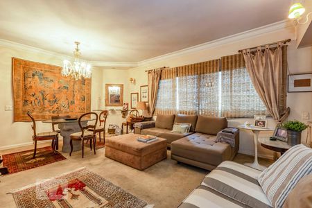 Apartamento à venda com 140m², 3 quartos e 1 vaga Apartamento à venda com 140m², 3 quartos e 1 vagaSala