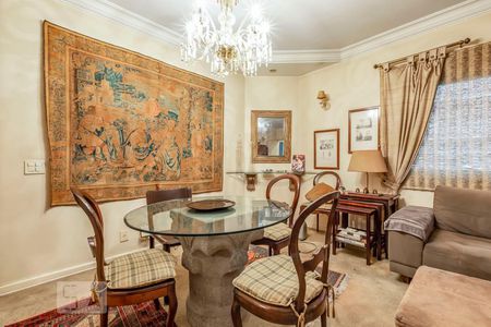 Apartamento à venda com 140m², 3 quartos e 1 vaga Apartamento à venda com 140m², 3 quartos e 1 vagaSala