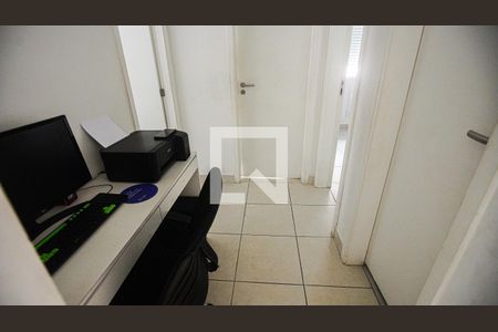 Corredor para os quartos de apartamento à venda com 3 quartos, 70m² em Anil, Rio de Janeiro