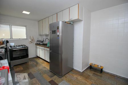 Apartamento à venda com 98m², 2 quartos e 1 vagaCozinha - Armários