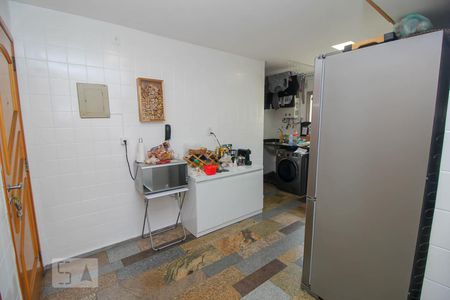 Apartamento à venda com 98m², 2 quartos e 1 vagaCozinha - Armários
