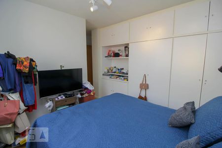 Apartamento à venda com 98m², 2 quartos e 1 vagaQuarto 2