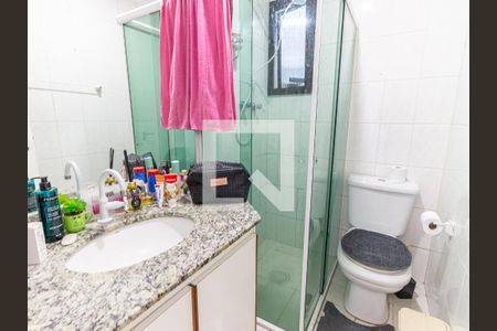 Apartamento à venda com 70m², 3 quartos e 2 vagasBanheiro