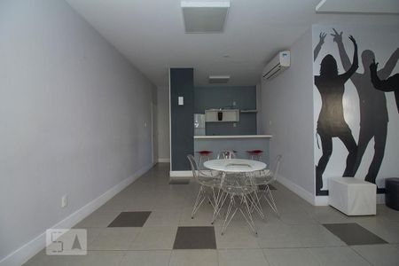 Apartamento à venda com 53m², 1 quarto e 1 vagaÁrea comum - Salão de festas