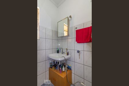 Banheiro de casa à venda com 1 quarto, 400m² em Vila Carrão, São Paulo