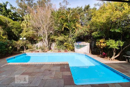 Piscina de casa à venda com 6 quartos, 600m² em Jardim Leonor, São Paulo