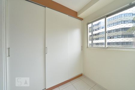 Apartamento para alugar com 78m², 3 quartos e 1 vagaQuarto Área de Serviço