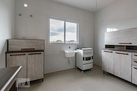Sala e Cozinha de kitnet/studio para alugar com 1 quarto, 25m² em Cajuru, Curitiba