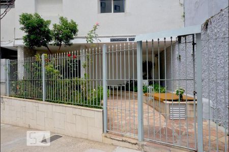 Apartamento à venda com 39m², 1 quarto e sem vagaEntrada