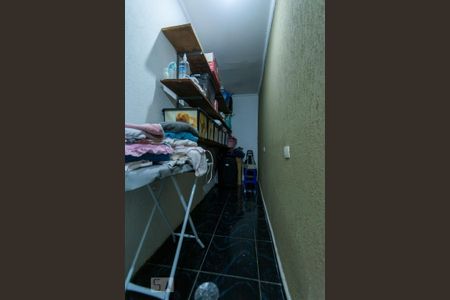 Casa à venda com 236m², 2 quartos e 2 vagasAREA DE SERVIÇO