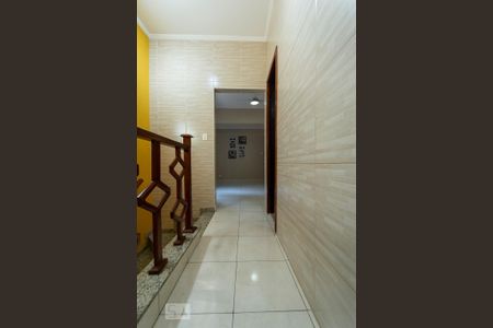 Casa à venda com 236m², 2 quartos e 2 vagasCORREDOR